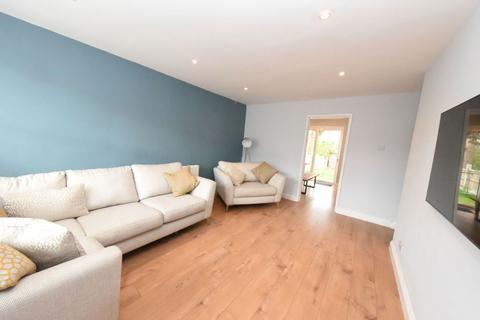 4 Annscroft, Birmingham, B38 8YU