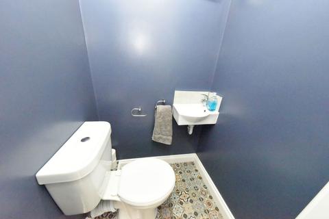 4 Annscroft, Birmingham, B38 8YU