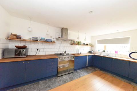 3 bedroom semi-detached house for sale, Watford Road, Birmingham B30