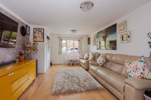 undefined, Moor Furlong, Cippenham SL1