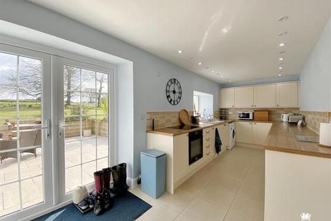 4 bedroom detached house for sale, Bancyfelin, Carmarthenshire