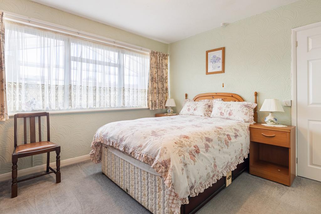 A13 - 4 Deer Park Road, Stoke Fleming - 250423