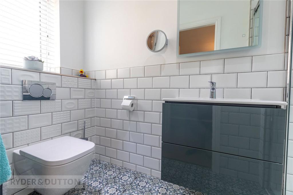 Master En-Suite
