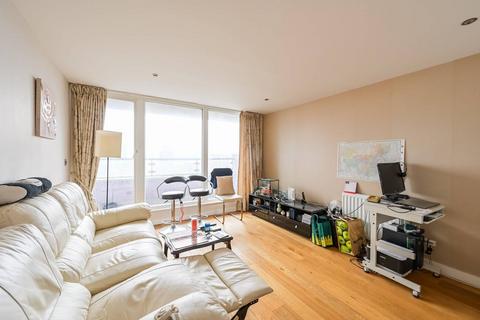 2 bedroom flat for sale, 6 Rainhill Way, London E3