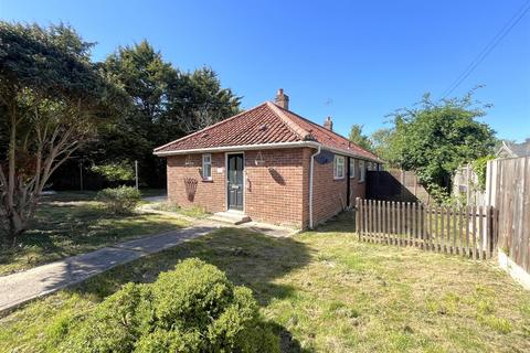 2 bedroom semi-detached bungalow for sale, Briar Road, Harleston IP20