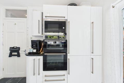 34 Barradon Close, Torquay, TQ2 8QE