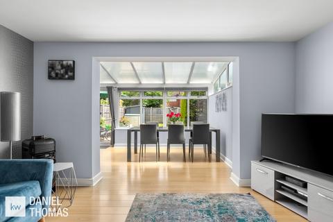 50 Fullers Close, Waltham Abbey, EN9 3EY