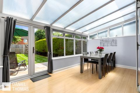 50 Fullers Close, Waltham Abbey, EN9 3EY