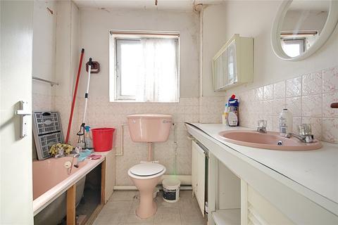 2 bedroom flat for sale, Addison Road, Enfield, EN3