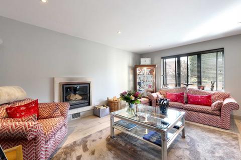 4 bedroom detached house for sale, Lower Cookham Road, Maidenhead, Berkshire, SL6