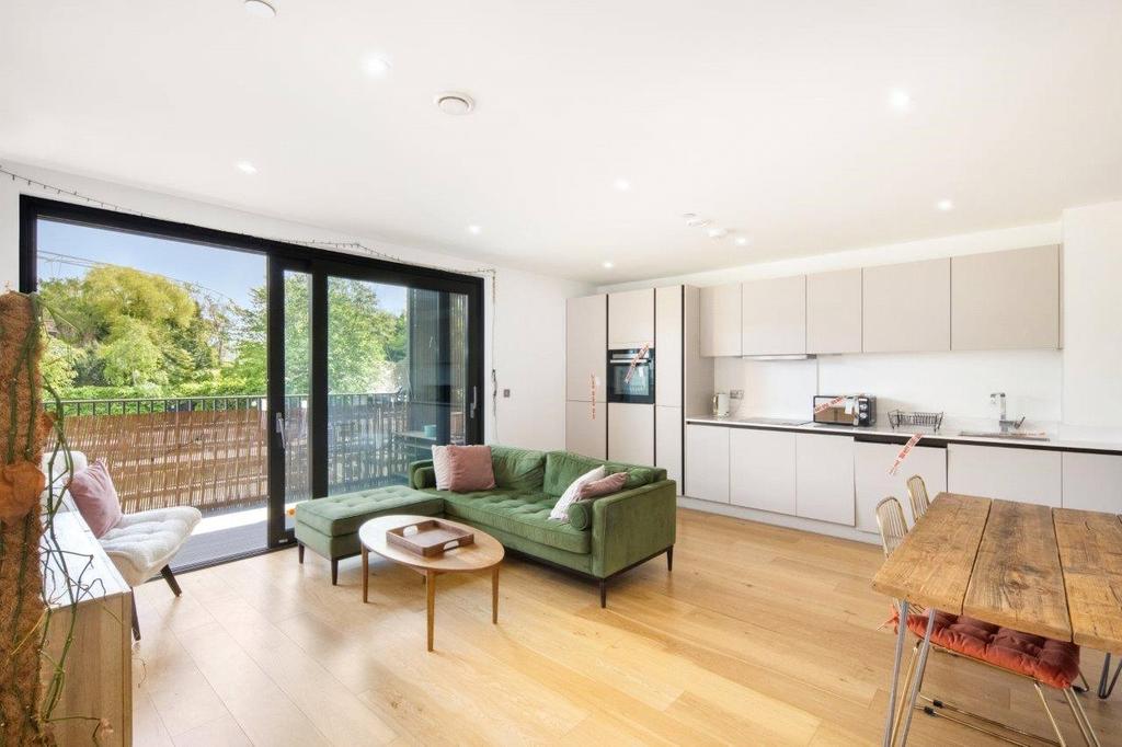 Living Room/Kitchen