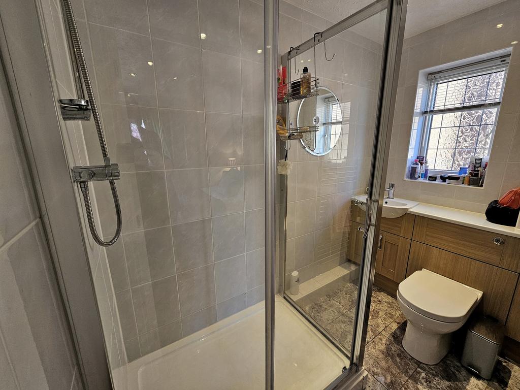 Ensuite