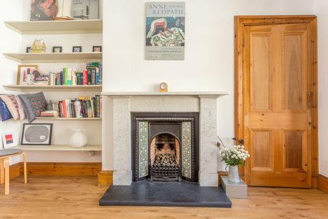 37 Cambridge Gardens, Edinburgh, EH6 5DH