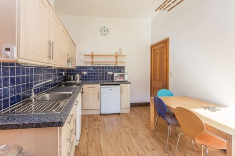 37 Cambridge Gardens, Edinburgh, EH6 5DH