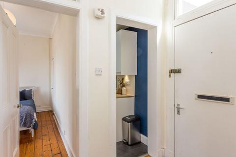 23/8 Dalgety Street, Edinburgh, EH7 5UN