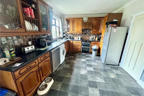 3 bedroom bungalow for sale, Cheltenham Road, South Orpington, Kent, BR6