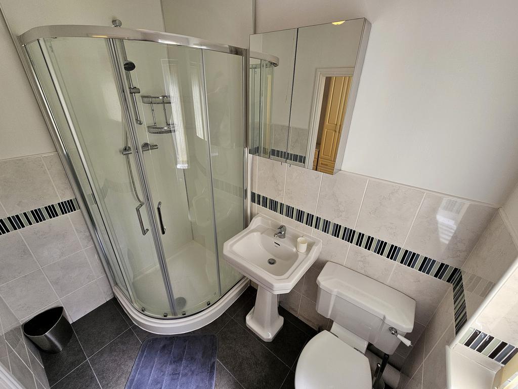 Ensuite