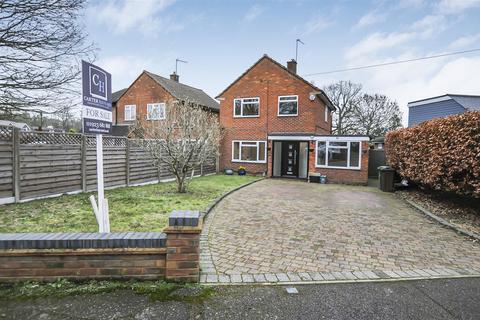 76 The Crescent, Bricket Wood, St Albans, AL2 3NF