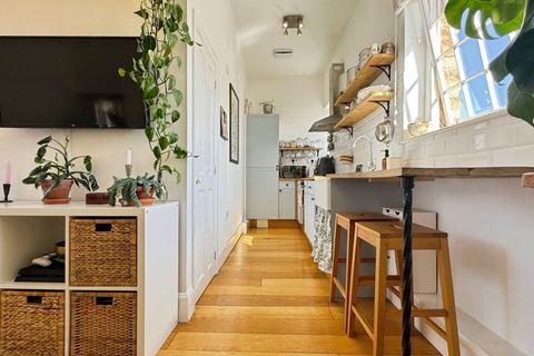 17, Sir Gilbert Scott Court Long Street, Williton, Taunton, TA4 4RH