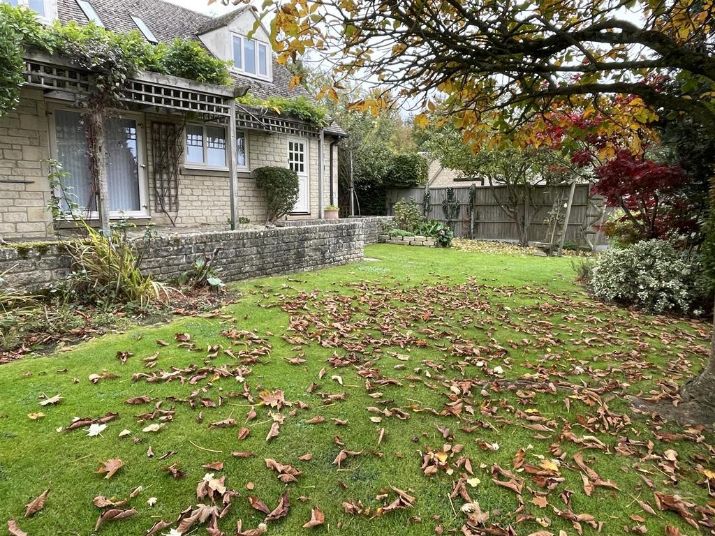 Garden 1.JPG