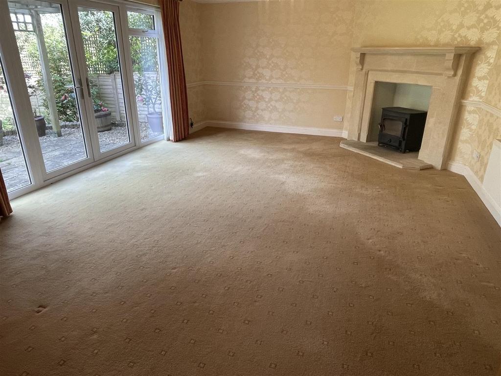 Sitting Room.JPG