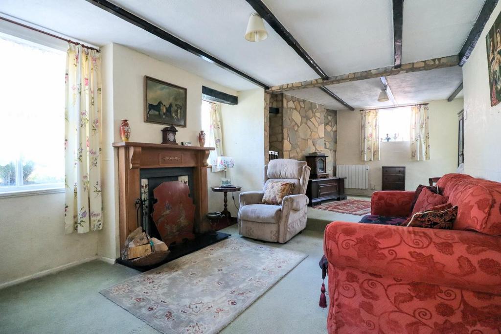 Sitting room.jpg