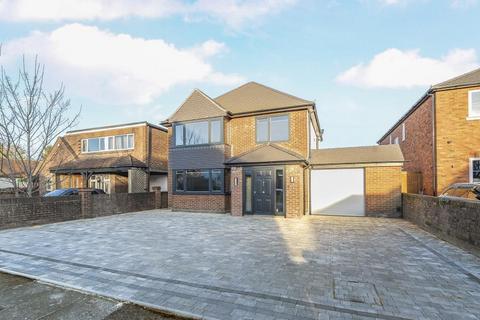 undefined, Glebe Road, Staines TW18