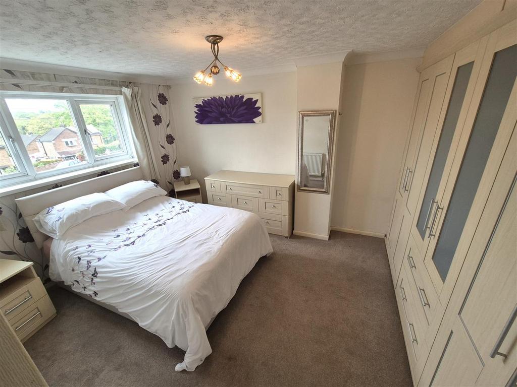 Bed3 - Copy.jpg