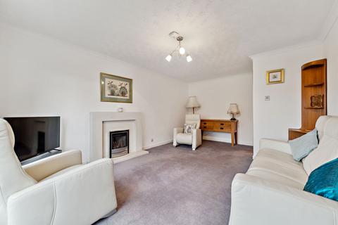 3 Alva Gardens, Bearsden, Glasgow, G61 4QW