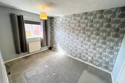 63 Aldershaws, Shirley, Solihull, B90 1SQ