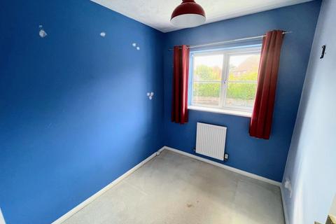 63 Aldershaws, Shirley, Solihull, B90 1SQ