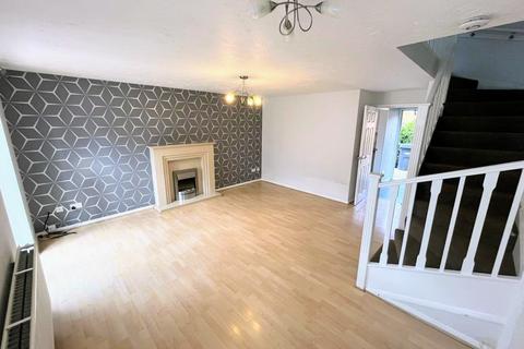 63 Aldershaws, Shirley, Solihull, B90 1SQ