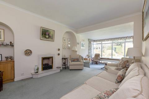 34 Cammo Gardens, Edinburgh, EH4 8EG