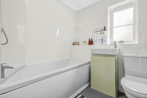 22 Anders Corner, Bracknell, RG42 1PU