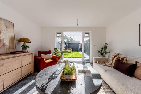 3 bedroom detached house for sale, Burntwood Road, Cannock WS11