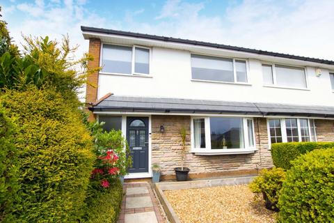 135 Avondale Road, Darwen, BB3 1JE