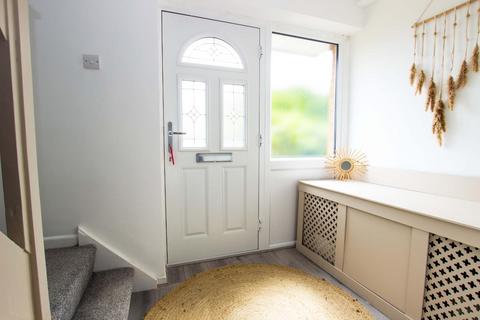 135 Avondale Road, Darwen, BB3 1JE