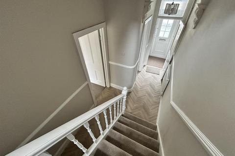 22 Brynmor Road, Llanelli, SA15 2TG