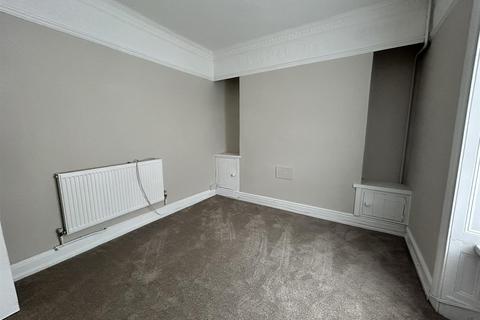 22 Brynmor Road, Llanelli, SA15 2TG