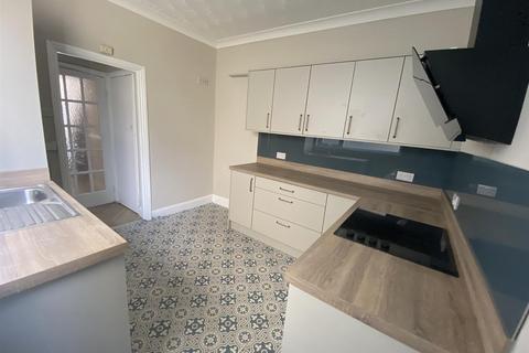22 Brynmor Road, Llanelli, SA15 2TG