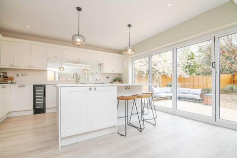 4 bedroom detached house for sale, Stoneleigh Road, Solihull