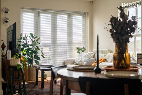 1 bedroom apartment for sale, Coopers Yard, London SE19