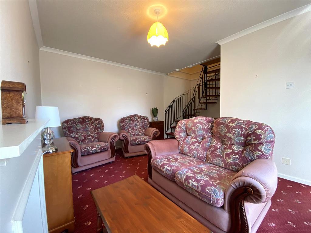 Lounge.jpg