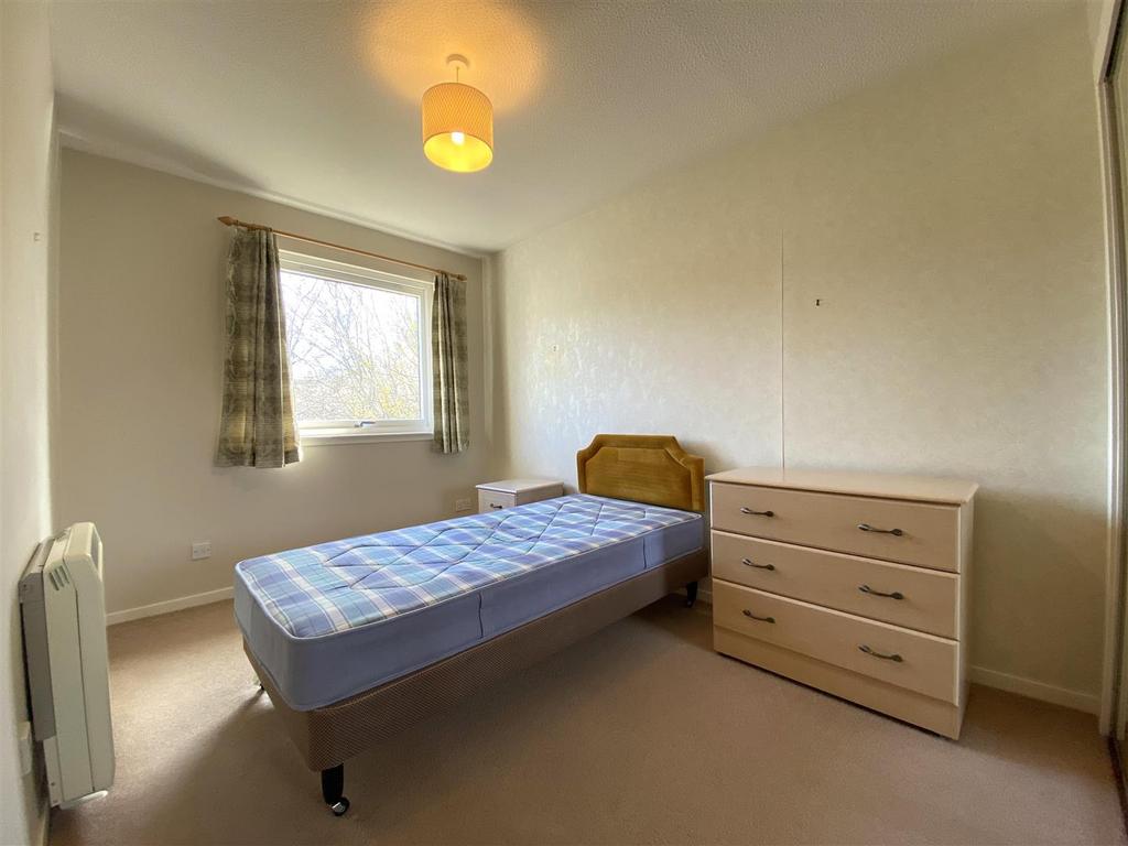 Bedroom 1.1.jpg