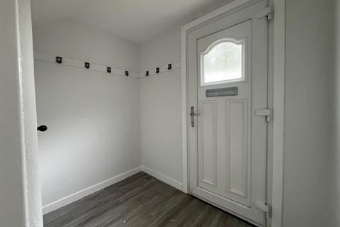 3 bedroom semi-detached house to rent, Castlelaw Crescent, Bilston EH25