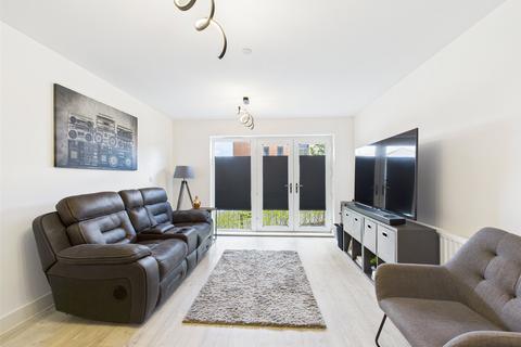 undefined, Hobbs Way, Gloucester, Gloucestershire, GL2