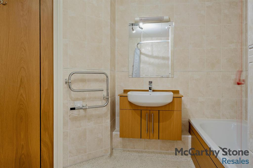 8642048-interior21-800.jpg