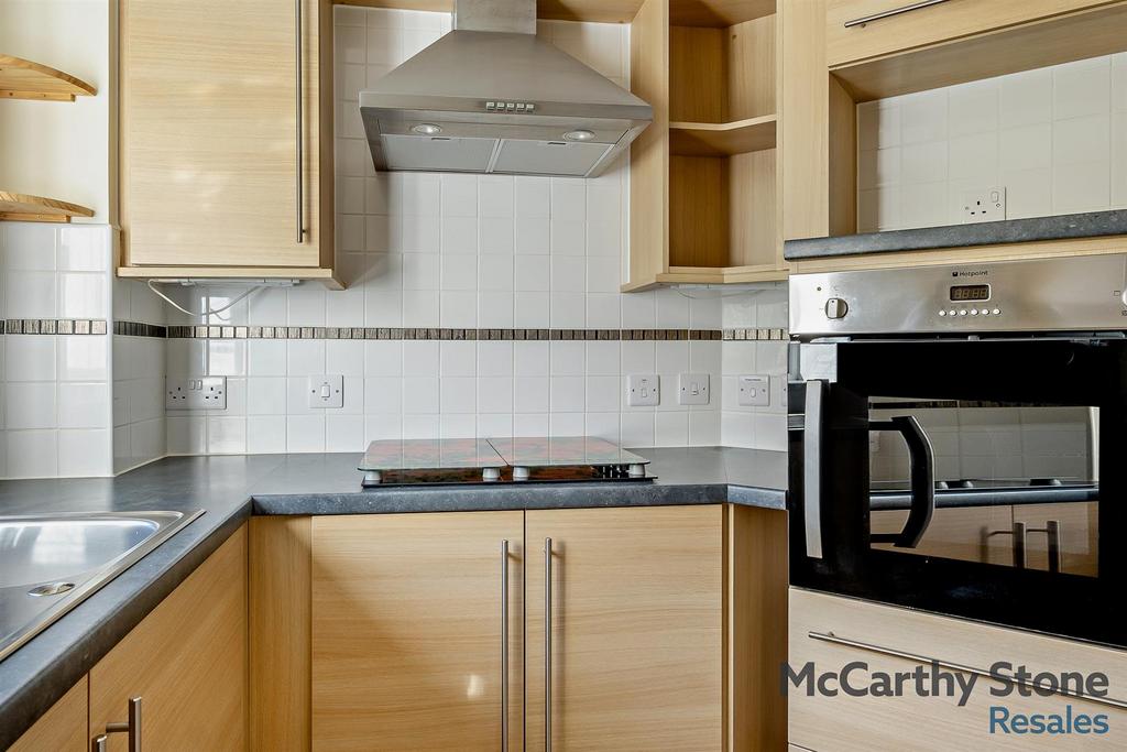 8642048-interior12-800.jpg