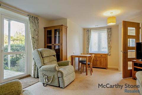 1 bedroom apartment for sale, Foxes Road, Newport