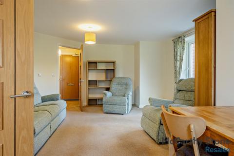 1 bedroom apartment for sale, Foxes Road, Newport